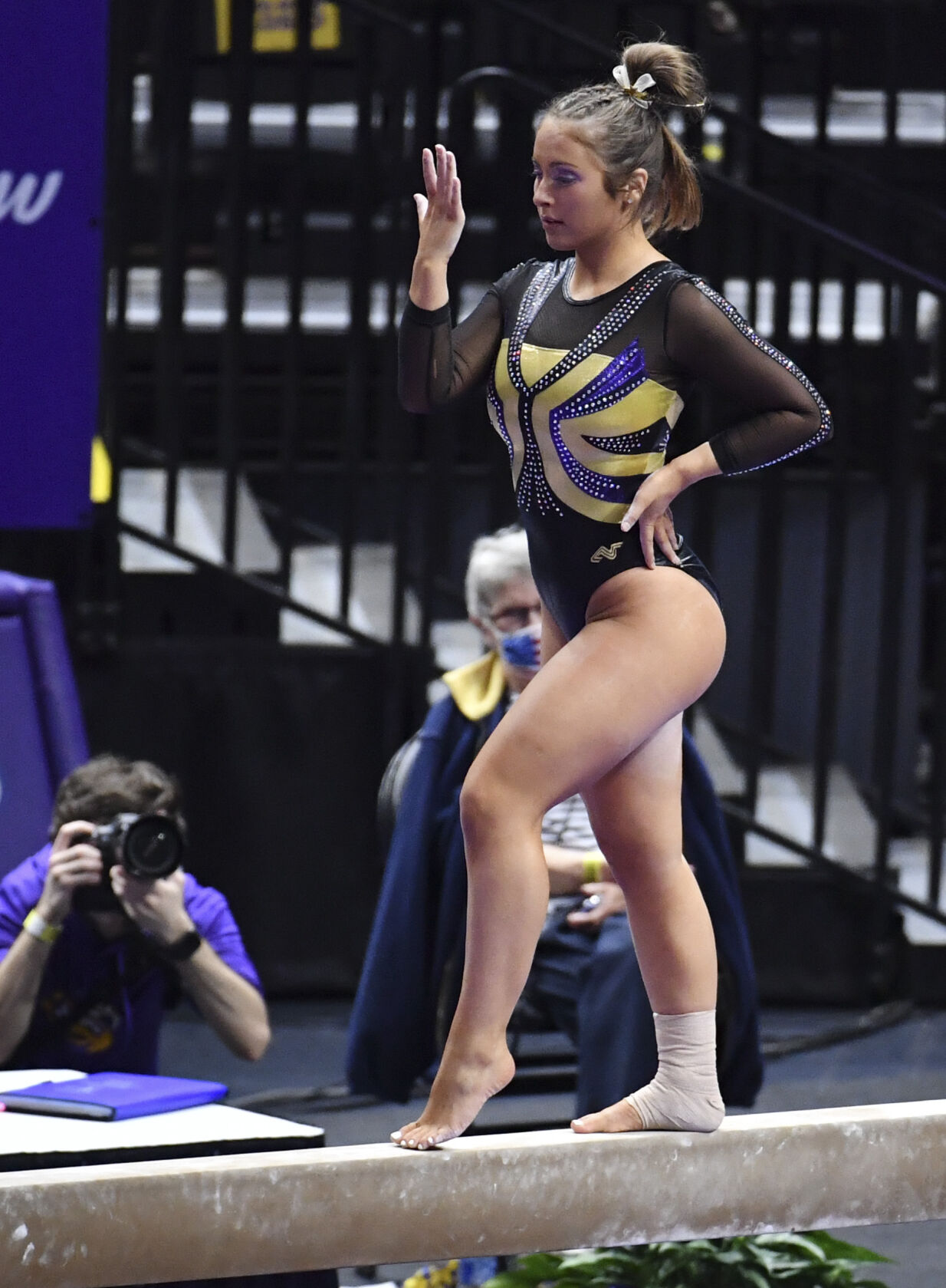 BR.lsugymnastics.010921 HS 1249.JPG